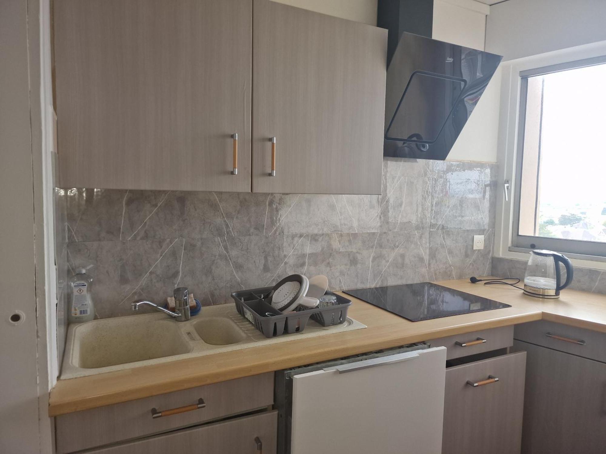 Une Chambre Dans Un Appartement - Luxary Calm Saint-Gratien  Ngoại thất bức ảnh
